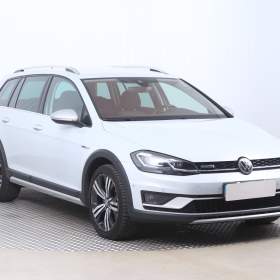 Foto inzerátu Volkswagen Golf 2.0 TDI Alltrack