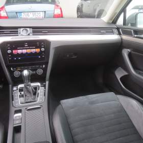Foto inzerátu Volkswagen Passat 2.0 TDI