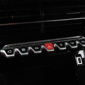 Foto inzerátu Peugeot 2008 1.2 PureTech