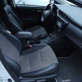 Foto inzerátu Toyota Auris Hybrid