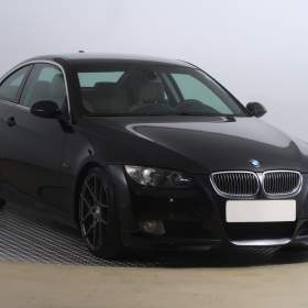 BMW Řada 3 325 i / 19596244