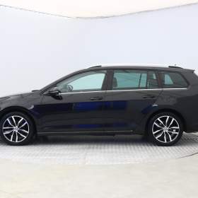 Foto inzerátu Volkswagen Golf 2.0 TDI