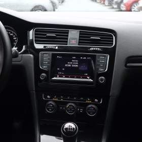 Foto inzerátu Volkswagen Golf 2.0 TDI