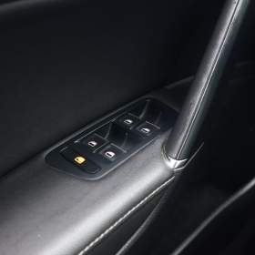 Foto inzerátu Volkswagen Golf 2.0 TDI