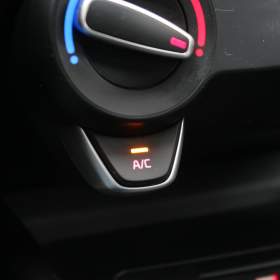 Foto inzerátu Kia Stonic 1.25 CVVT