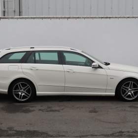 Foto inzerátu Mercedes-Benz Třídy E E 250 CDI