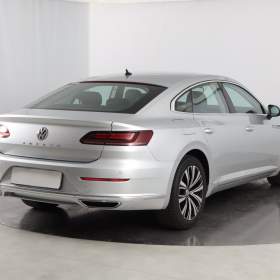 Foto inzerátu Volkswagen Arteon 2.0 TDI