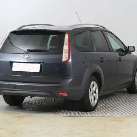 Foto inzerátu Ford Focus 1.6 16V