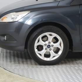Foto inzerátu Ford Focus 1.6 16V