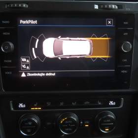 Foto inzerátu Volkswagen Golf 2.0 TDI