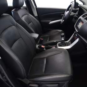 Foto inzerátu Suzuki SX4 S-Cross 1.6 DDiS AllGrip