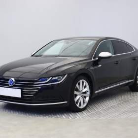 Foto inzerátu Volkswagen Arteon 2.0 TDI