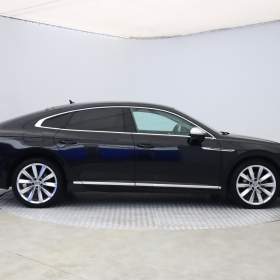 Foto inzerátu Volkswagen Arteon 2.0 TDI