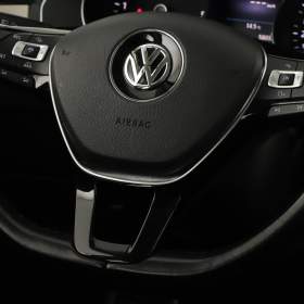 Foto inzerátu Volkswagen Passat 2.0 BiTDI