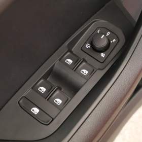 Foto inzerátu Skoda Karoq 1.0 TSI