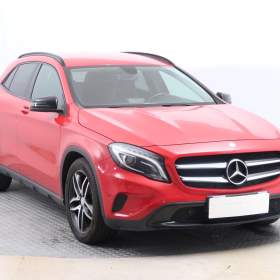 Foto inzerátu Mercedes-Benz GLA GLA 200 CDI 4MATIC