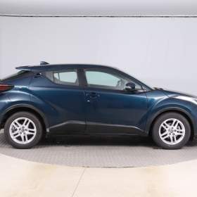 Foto inzerátu Toyota C-HR 1.8 Hybrid