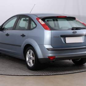 Foto inzerátu Ford Focus 1.6 16V