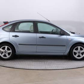 Foto inzerátu Ford Focus 1.6 16V