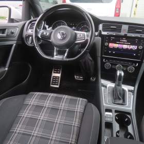 Foto inzerátu Volkswagen Golf 2.0 TDI GTD