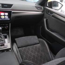 Foto inzerátu Škoda Superb iV 1.4 TSI PHEV