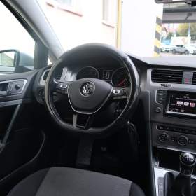 Foto inzerátu Volkswagen Golf 1.6 TDI