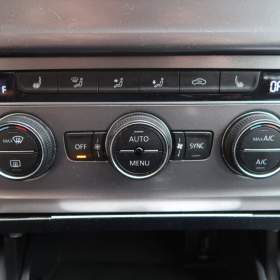 Foto inzerátu Volkswagen Golf 1.6 TDI