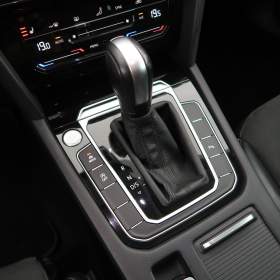 Foto inzerátu Volkswagen Arteon 2.0 TDI