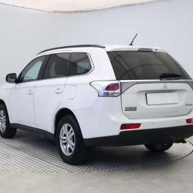 Foto inzerátu Mitsubishi Outlander 2.2 DI-D