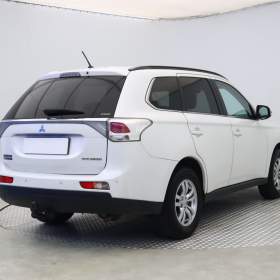 Foto inzerátu Mitsubishi Outlander 2.2 DI-D