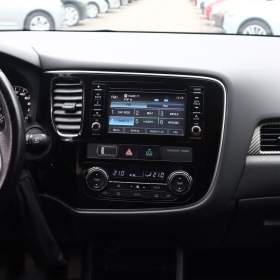 Foto inzerátu Mitsubishi Outlander 2.2 DI-D