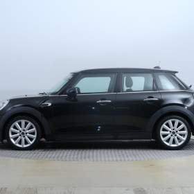 Foto inzerátu Mini 5-door Cooper