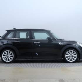 Foto inzerátu Mini 5-door Cooper