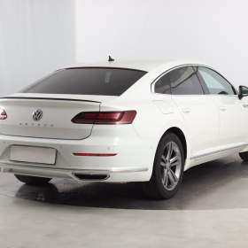 Foto inzerátu Volkswagen Arteon 2.0 TSI