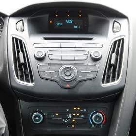 Foto inzerátu Ford Focus 1.6 i