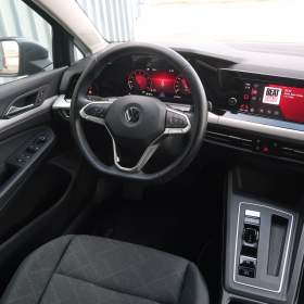 Foto inzerátu Volkswagen Golf 1.0 eTSI