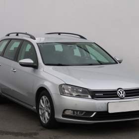 Volkswagen Passat 1.6 TDI / 19599278