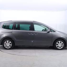 Foto inzerátu Volkswagen Sharan 2.0 TDI BMT