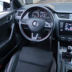 Škoda Octavia RS 2.0 TDI / 19599311