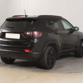 Foto inzerátu Jeep Compass 1.5 Turbo e-Hybrid