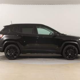 Foto inzerátu Jeep Compass 1.5 Turbo e-Hybrid
