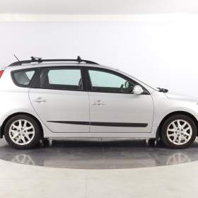 Foto inzerátu Hyundai i30 1.6 CVVT