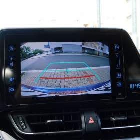 Foto inzerátu Toyota C-HR 1.8 Hybrid