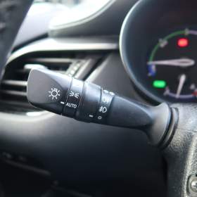 Foto inzerátu Toyota C-HR 1.8 Hybrid