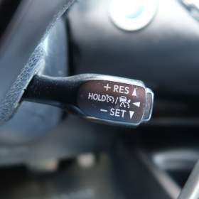 Foto inzerátu Toyota C-HR 1.8 Hybrid