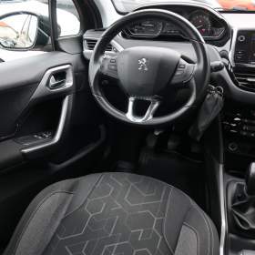 Foto inzerátu Peugeot 2008 1.2 PureTech