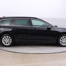 Foto inzerátu Volkswagen Passat 2.0 TDI
