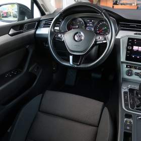 Foto inzerátu Volkswagen Passat 2.0 TDI