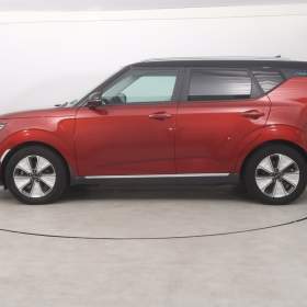 Foto inzerátu Kia e-Soul 64 kWh