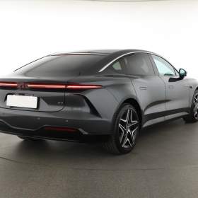 Foto inzerátu Rising F7 77 kWh RWD